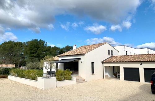 Garrigues-Sainte-Eulalie House | Villa plein sud