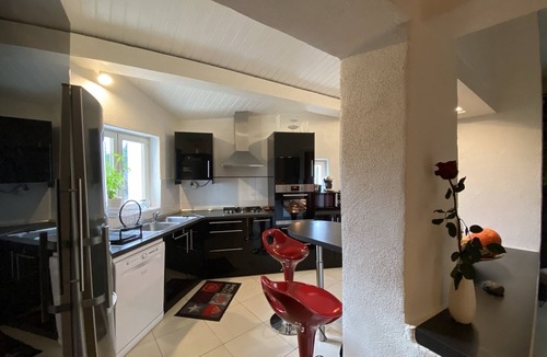 Saint-Clement-de-Riviere House | Villa Familiale