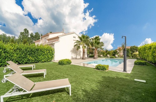 Saint-Genies-de-Fontedit Villa | Villa in Occitanie with Private Pool