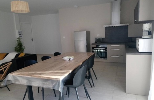 Saint-Georges-de-Luzencon House | Villa rental & Bed & Breakfast with mini spa pool