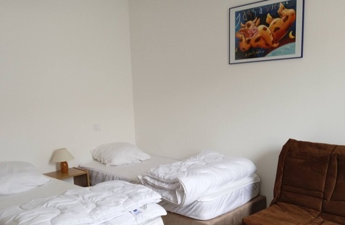 Saint-Gilles-Croix-de-Vie House | Villa Saint-Gilles-Croix-de-Vie, 3 bedrooms, 6 persons