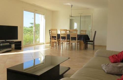 Saint-Laurent-de-la-Salanque Villa | villa 8 personnes piscine privée 8RJC12