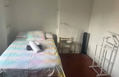 Saint-Martin-de-Castillon Bed & Breakfast | Village house with a view