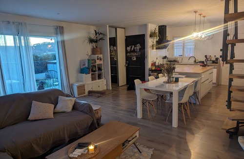Saint-Mathieu-de-Treviers Villa | Villa with pool