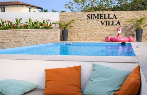 Saint-Vincent-de-Tyrosse Villa | Villa Simella