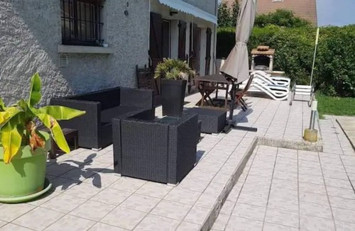 Varces-Allieres-et-Risset Apartment | Villa with swimming pool and jacuzzi,