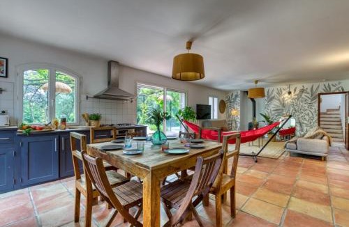 Junas Villa | Villa Fragon Piscine Privée & Oliviers 8 Pers