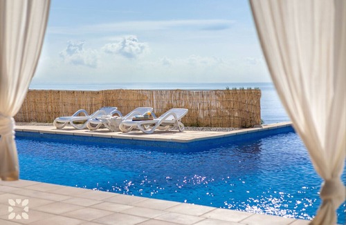 Urbanitzacio la Fustera Villa | Villa FUSTERA by Abahana Villas