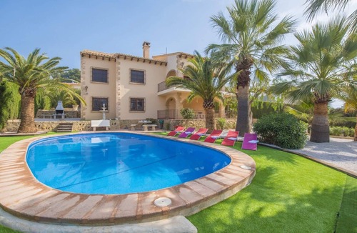 Urbanitzacio la Fustera Villa | Villa Fustera - PlusHolidays