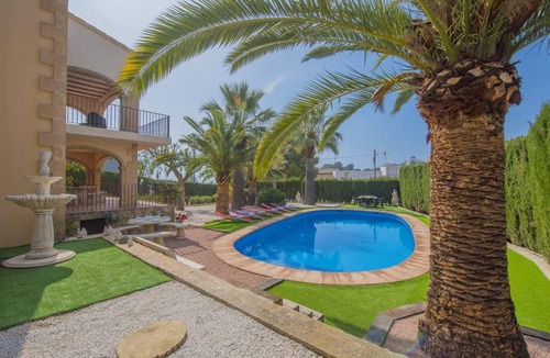 Urbanitzacio la Fustera Villa | Villa Fustera - PlusHolidays