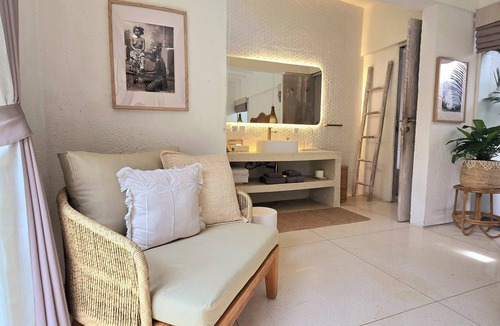 Batu Bolong Villa | Villa G Bali - 2 bedroom oasis in prime Canggu location