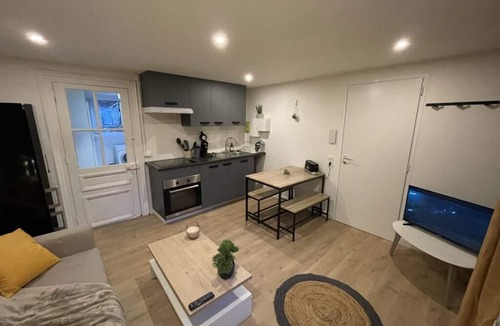 Centre Ville Apartment | Villa Gaby~ 2 Pers ~ Jardinet