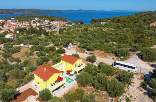 Bozava Villa | Villa Gaby with Heated Pool