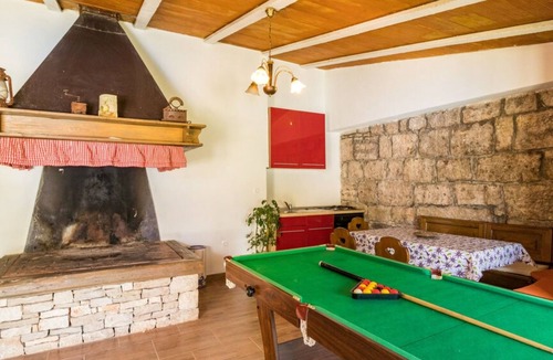 Gajana Villa | Villa Gajana 1 by Villas Guide