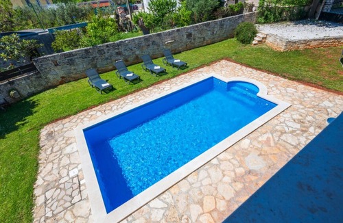 Gajana Villa | Villa Gajana 1 by Villas Guide