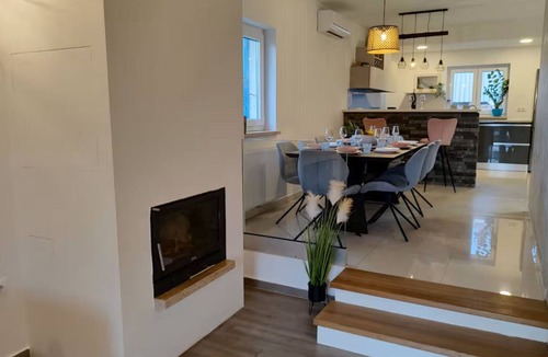 Gajana Villa | Villa Gajana 2 by Villas Guide