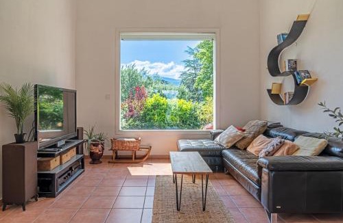 Meylan Villa | Villa Galante