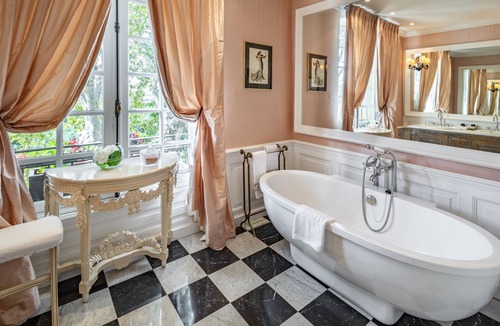 Nord Hotel | Villa Gallici Hôtel & Spa - Relais & Châteaux
