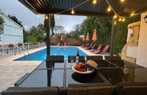 La Drova Villa | Villa GAN EDEN