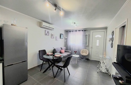 Dafnata Villa | Villa Gardiki For2