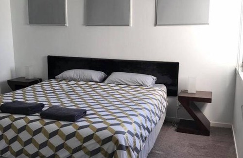 Surfers Paradise House | Villa Garfield Surfers Paradise