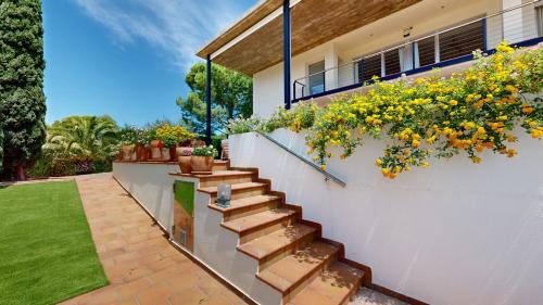 Cap Roig Villa | Villa Gaudí