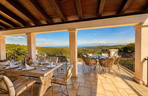 Punta Kriza Villa | VILLA GEMINI Luxus Pool und Meerblick Punta Križa