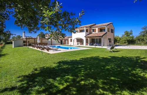 Katun House | Villa Genia 2