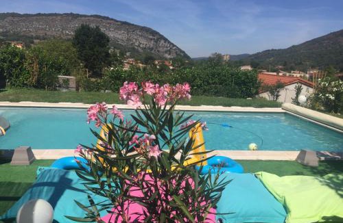 Foix House | Villa Georges