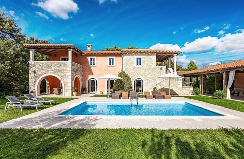 Prkacini Villa | Villa Gimino - Beautiful villa with heated private pool, table football and darts