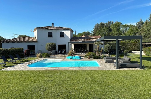 Bouc-Bel-Air Villa | Villa GIOIA and its independant chalet, swimming pool, spa on 2000m2 landscaped garden