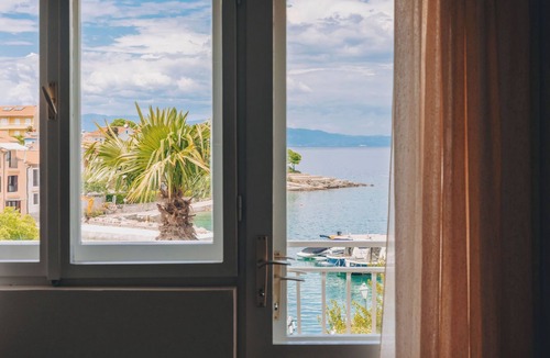 Vantacici House | Villa Gisela by Interhome