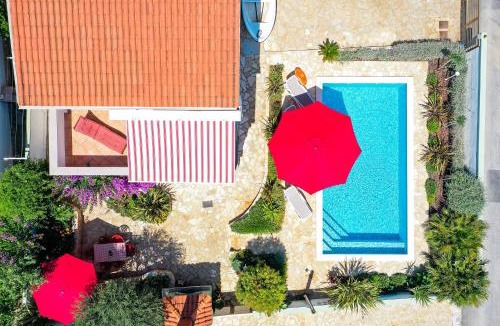 Vir House | Villa Goga