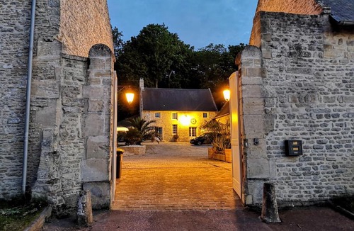 Saint-Come-de-Fresne House | Villa Gold Beach