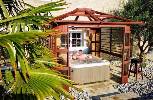 Saint-Come-de-Fresne House | Villa Gold Beach