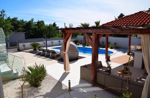 Seline Villa | Villa Golden Apple
