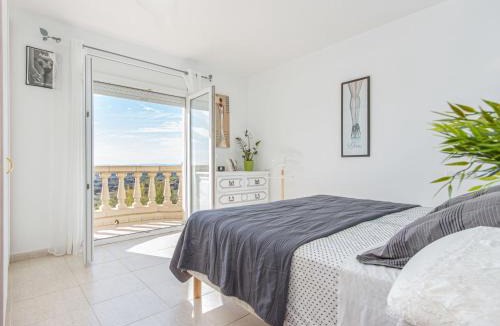 El Mas Isaac Villa | Villa Golden by Interhome