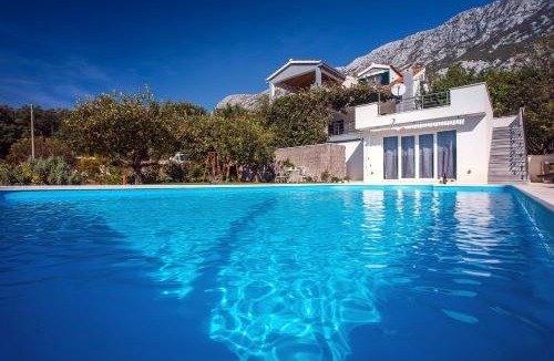Gata Villa | Villa Golden Garden with 50sqm private pool