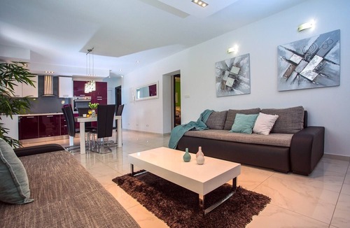 Gata Villa | Villa Golden Garden with 50sqm private pool