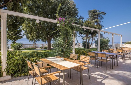 Brist Bed & Breakfast | Villa Gomila