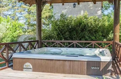 Gontaud-de-Nogaret Villa | Villa Gontaud