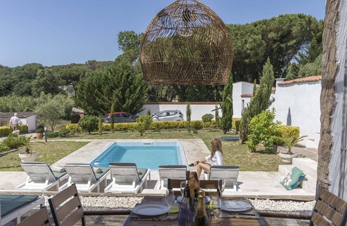 Tordera Villa | VILLA GRACIA LUX 1, BEAUTIFUL HOUSE IN NATURE AND CLOSE TO SEA, POOL AND TENNIS.