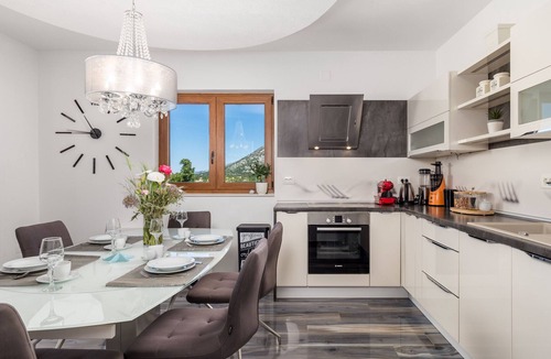 Seline Villa | Villa Grandioza ZadarVillas