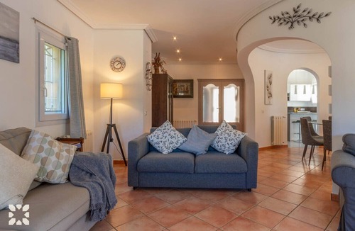 San Jaime Villa | Villa GREEN GRASS by Abahana Villas