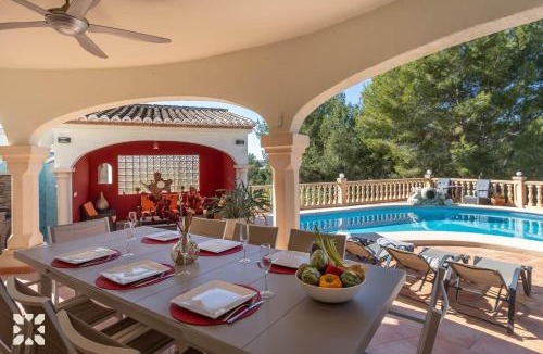 San Jaime Villa | Villa Green Grass by Abahana Villas