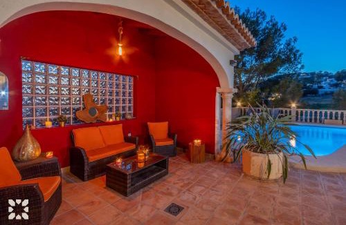 San Jaime Villa | Villa Green Grass by Abahana Villas