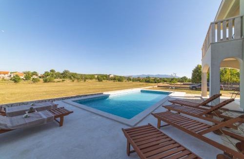 Lovrec Villa | Villa Green Oasis