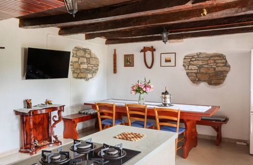 Momjan Villa | Villa Greis by Villas Guide