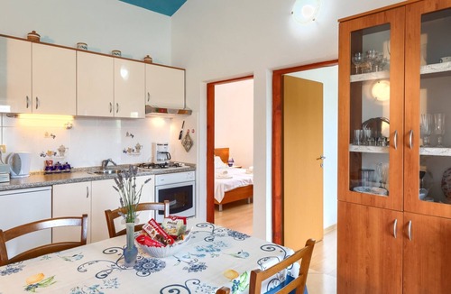 Momjan Villa | Villa Greis by Villas Guide