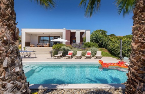 Sikici House | Villa Grofica, heated pool, tavern, near the beach